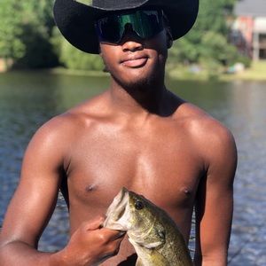 Meet your Posher, Cliff